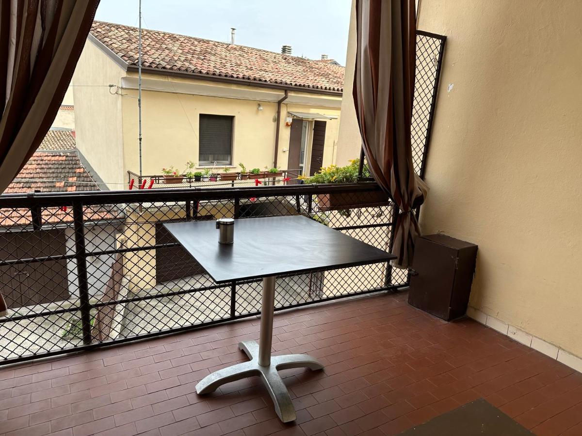 Appartamento Via Centro Werona Zewnętrze zdjęcie